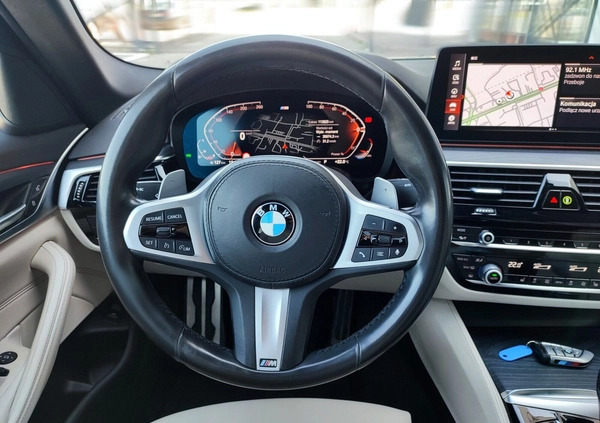 BMW Seria 5 cena 184900 przebieg: 113565, rok produkcji 2020 z Ciechocinek małe 596